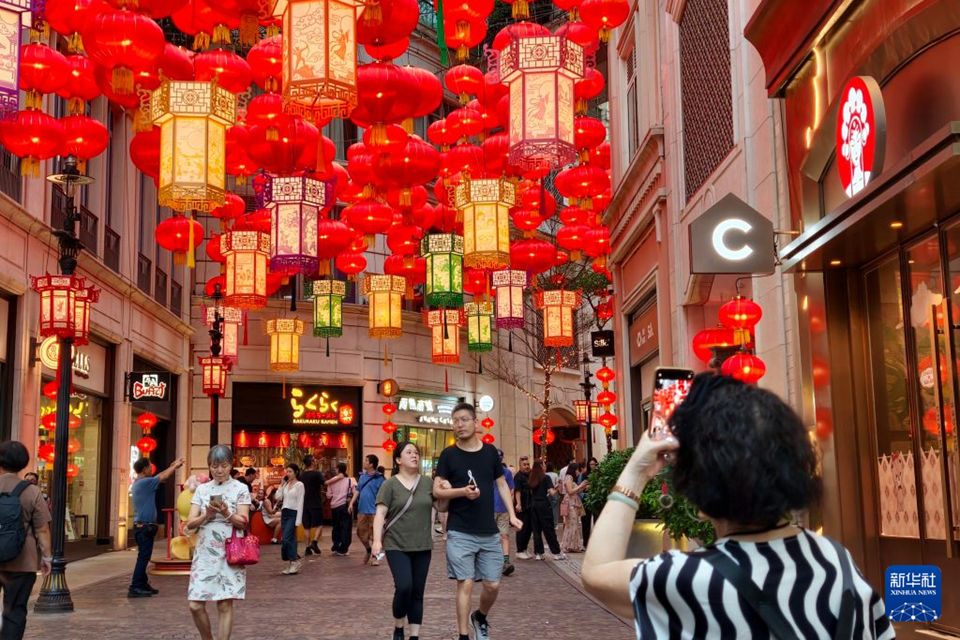 特写：感受国庆假期的香港温度